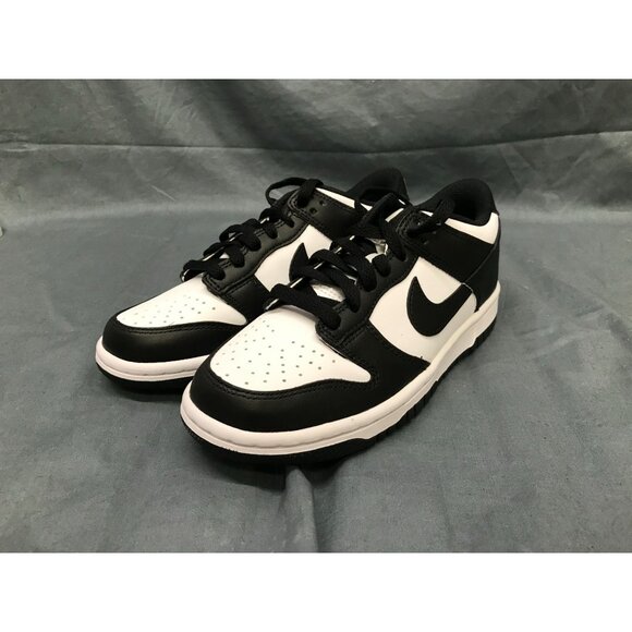 Nike Boys Dunk Low (GS) Sneakers Leather Panda Edition Size 4Y NEW IN BOX! - Picture 4 of 11